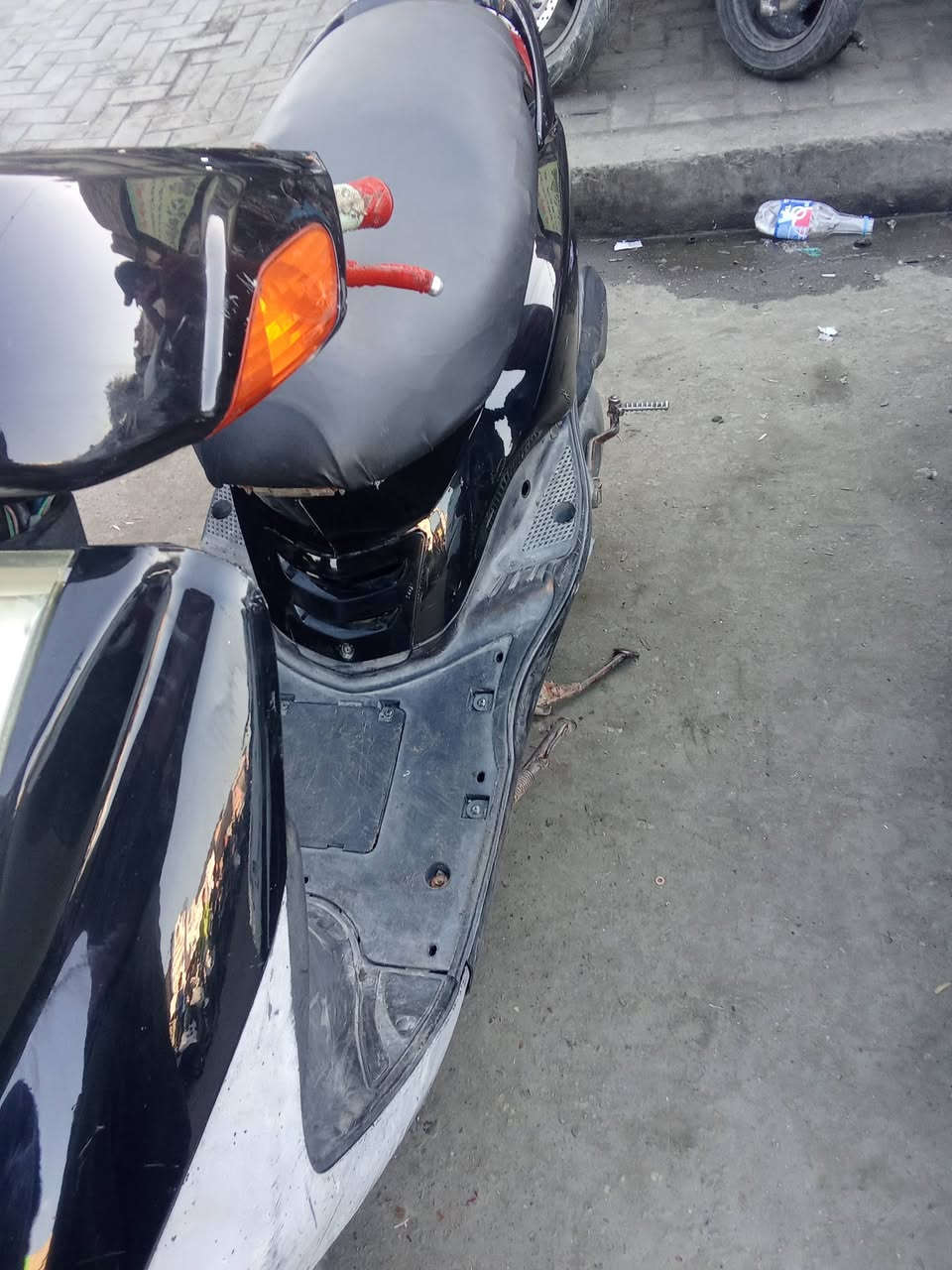 سلام عليكم درجه بريز نضيفه سعر 650بيه مجال ستفسار وساب***********
