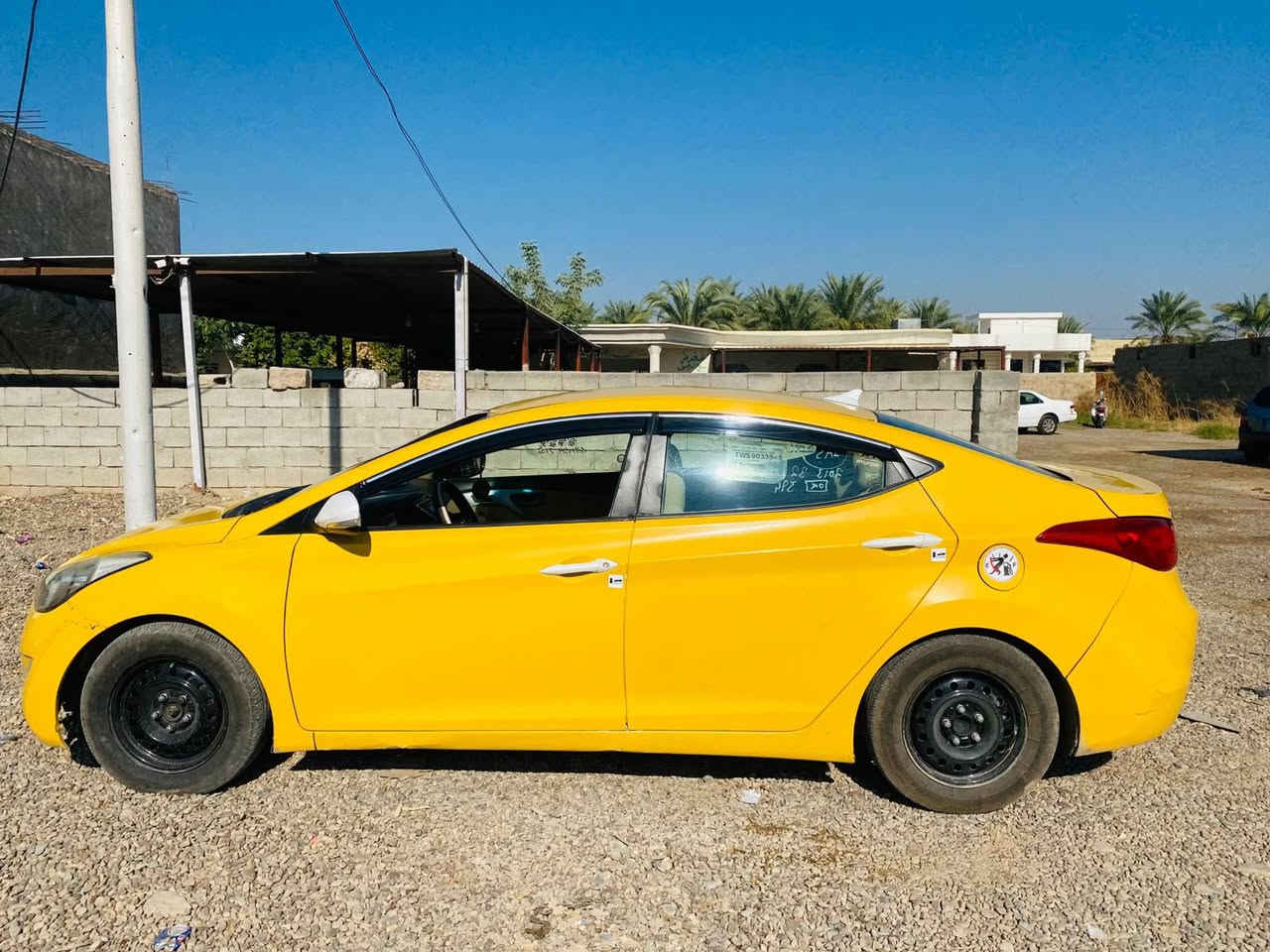 لسلام عليكم.  للبيع
النترا ١٢.  كير عادي 

وارد أمريكي 

مواصفات نص فول 

كهربائيات كله شغاله ABSشغال  اشاير ترحيب

 تخم تاير. 

باتري جديد. 

صدر امامي خلفي. جديد. 

منضومه زنون  

ضررها جاملغ اليمين وربع من البنيد فقط 

 بدون دواخل بدون لغد وشاصي محرك شرط كفاله.

گير عادي ٦ نمرات سلسل كلش  

رقم بغداد رقم انكليزي مصفره هيئه وغرامات تبريد فول تدفئه فول السياره ليبل واحد 

السياره صرفت عليها ورتبتها. بدون نقص جاهزه   شرط التحويل سعر88  

قابل للتفاوض
مكانها صلاح الدين 

‭0782 324 5618‬
