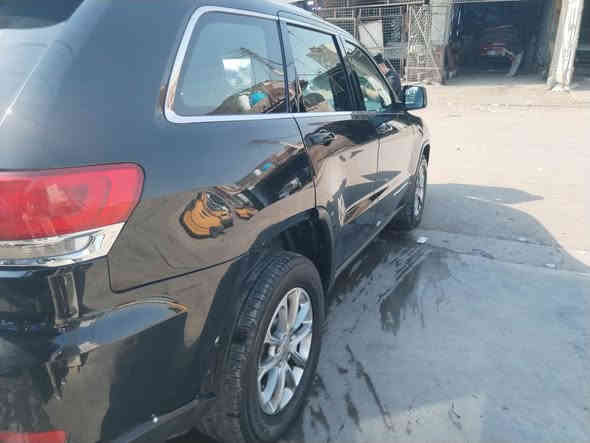 السلام عليكم جيب لاريدو ٢٠١٦
فول عدا الفتحه
ماشيه ١٢٩ الف ميل
كير محرك مكفولات
سياره كلين السونار مع الصور
السيارة بأسمي تحويل ثاني يوم رقم بغداد
السعر ١٩٠ وبيه مجال
*********** واتساب
***********
