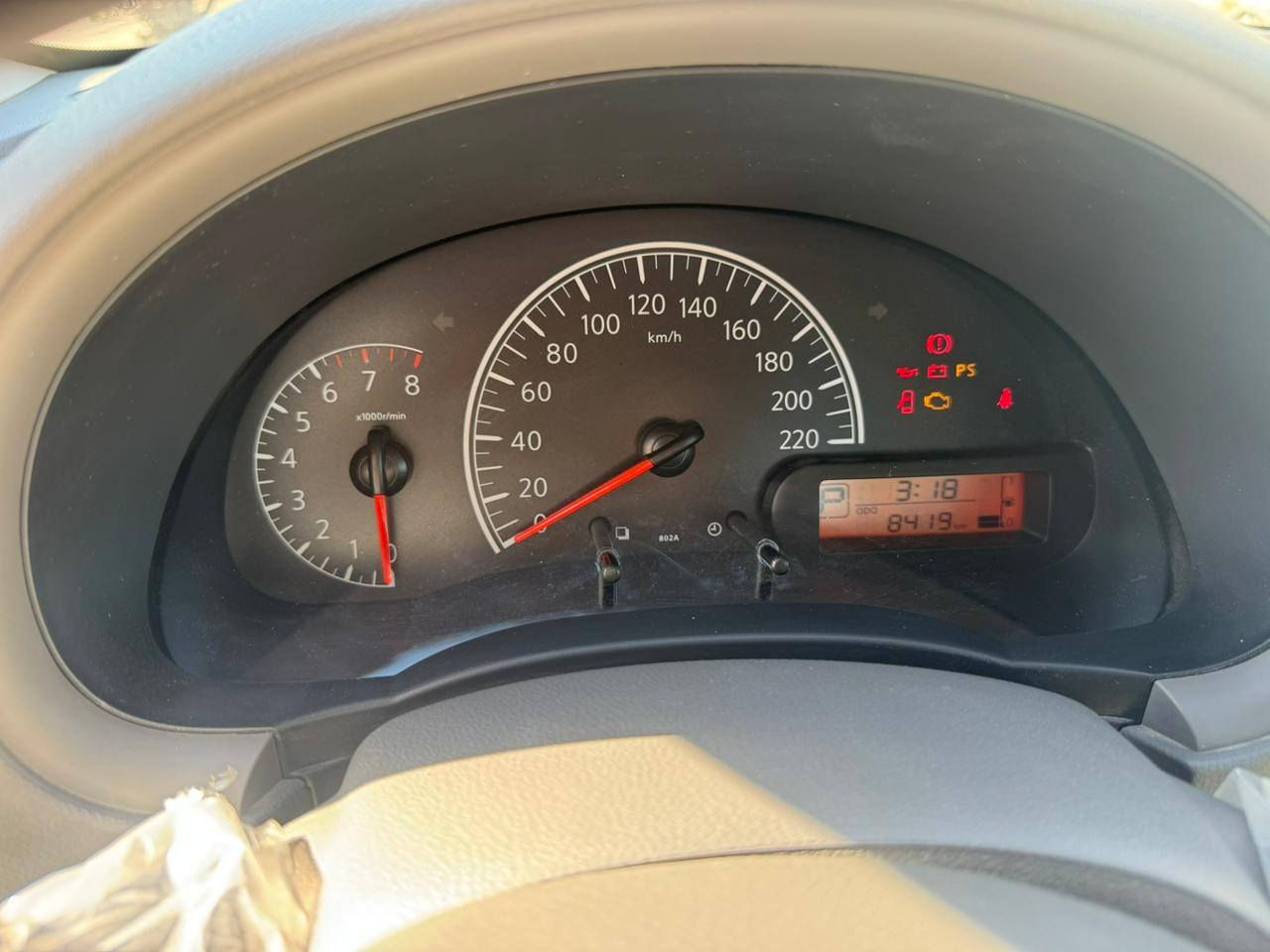 السلام عليكم اخوان نيسان صني 2025سياره ماشيه 8الاف بعدها زيرو السياره انطخت عندي جاملغ خلفي ابو دراجه ورجعت عدته سياره بعدها بجياس الشركه واحلى من الصور مكينه 1500جام كهرباء قطعتين تبريد سياره مواصفاته معروفه سعر مناسب (126)للاستفسار ***********
