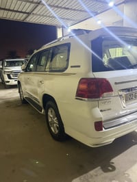 لاندكروزر لكزس • ٢٠١٥ • رقم اربيل ٢٠٣١