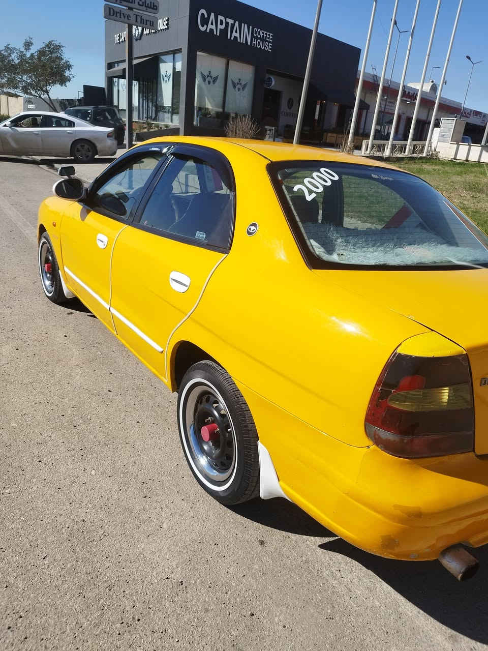 السلام عليكم دايو نوبرا موديل 2000 رقم كركوك بطاقة بانزين بيها نقابة صفر صاحبها موجود بكركرك شرط محرك وگير بلادي مال اوبترا تبريد شرط بس غاز السيارة بس صدرها نص عمر والباقي شرط تايرات جديده كهربائيات كلها شغالة عنوان السيارة كركوك داقوق السعر 35 رقم المبايل ***********
