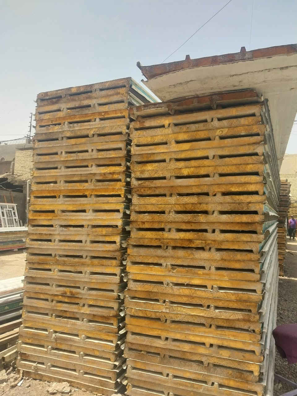 السلام عليكم ✋🏻❤️
ابيع و أشتري 🙅🏻
انواع الحديد الجديد والمستخدم
سندويج/جينكو/كيربي/بوري/شخاط..
هاتف : ***********/‎***********

كذالك اشتري كافه أنواع الحقول والجملونات 
✅بس خابر والباقي علينا  🫡💪
مع كادر للتفصيخ والنقل أين ماكنت 
عنوانه: بغداد
 واتساب / ‎***********
