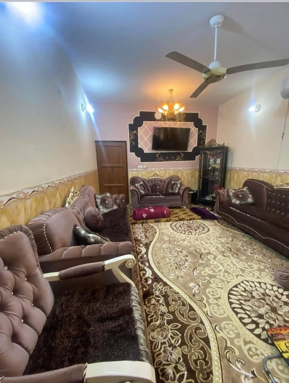 دار 🏠 تجاري  للبيع  حولي زهور نصب على شارع
مساحه /171. قرب قسم تربيه تكريت 
واجه 9
نزال 19
5 غرف نوم 🛌
الاستفسار اتصل على 
***********
