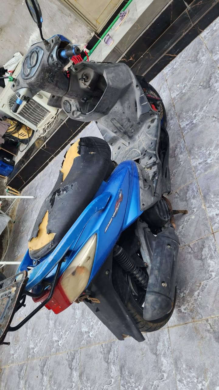 سكنس نظيفه كوري نثيه شغال بس باتري شويه ضغيفه سعر 400 مكان بغداد الشعب شراي يدخل الخاص بغداد, العراق


**إذا كنت صاحب هذا الإعلان وتريد حذفه لأي سبب، رجاءا أرسل رسالة إلى الدعم الفني**