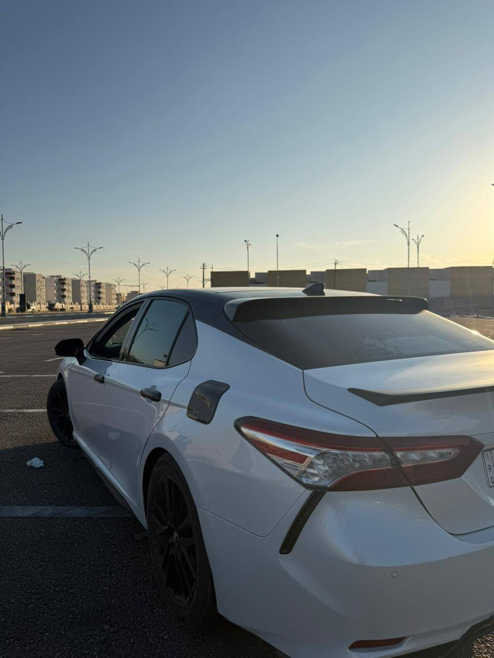 سلام عليكم
كامري xse 6v 2020 
السياره فول الفول 
5 كامرات
تدفئه تبريد كشنات
قطعتين تبريد
كشنات كهرباء
رادار امامي وخلفي
السياره 6 سلندر محرك وگير أفيلون
قليل هاي الفئه تجي بهيج محرك وبهيج مواصفات
السياره مكفوله من الصبغ  
بيها فقط قطع بارد بسيطات
السعر 220 وبيها  مجال للشراي
للأستفسار ***********
