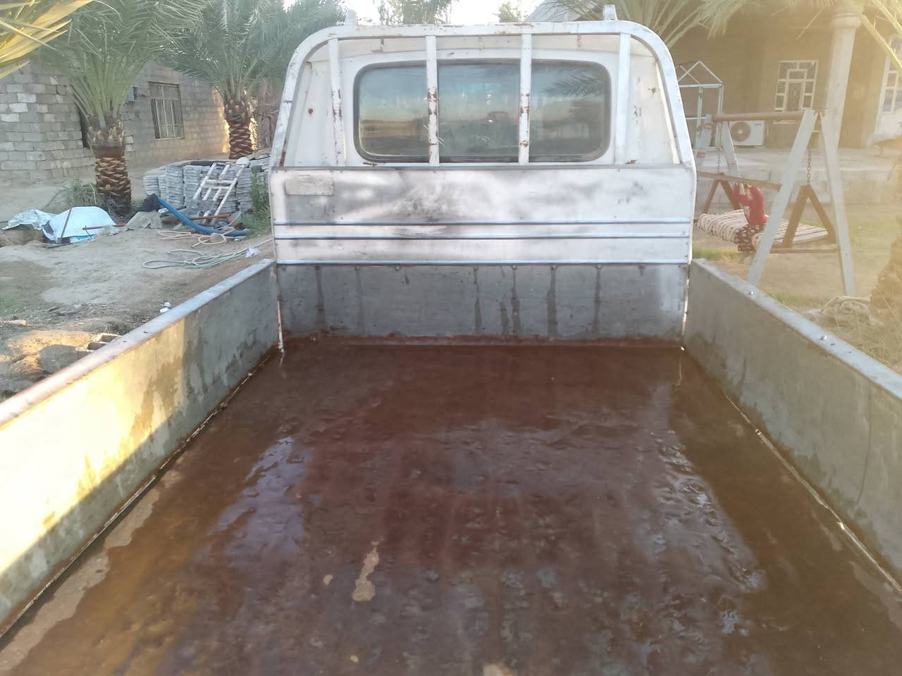 سلام عليكم كيه دبل قماره موديل1996 كيرومحرك وكسل مكفولات وسنويه القايت 2029 تحويل مباشر سعر 50 وبيه مجال *********** ***********
