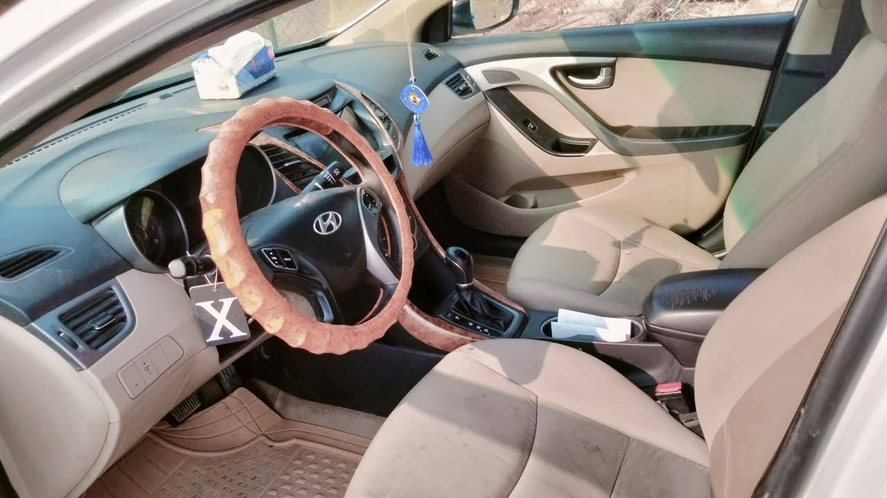 النتره موديل 2015 خليجي محرك 1800 بارد باب الخلفي دوس وبنيد صبغ تبريد تتفهه فول موصفات تخم تاير باتري جديد السعر 120 وبيه مجال المكان ناصريه مركز ***********
