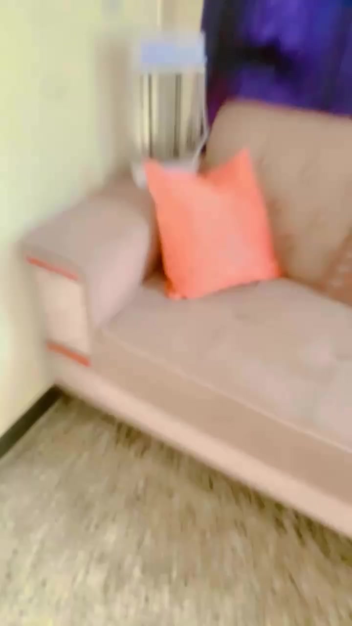 نحن للبيع عشر مقاعد 
لتواصل على الرقم وتساب. ***********
