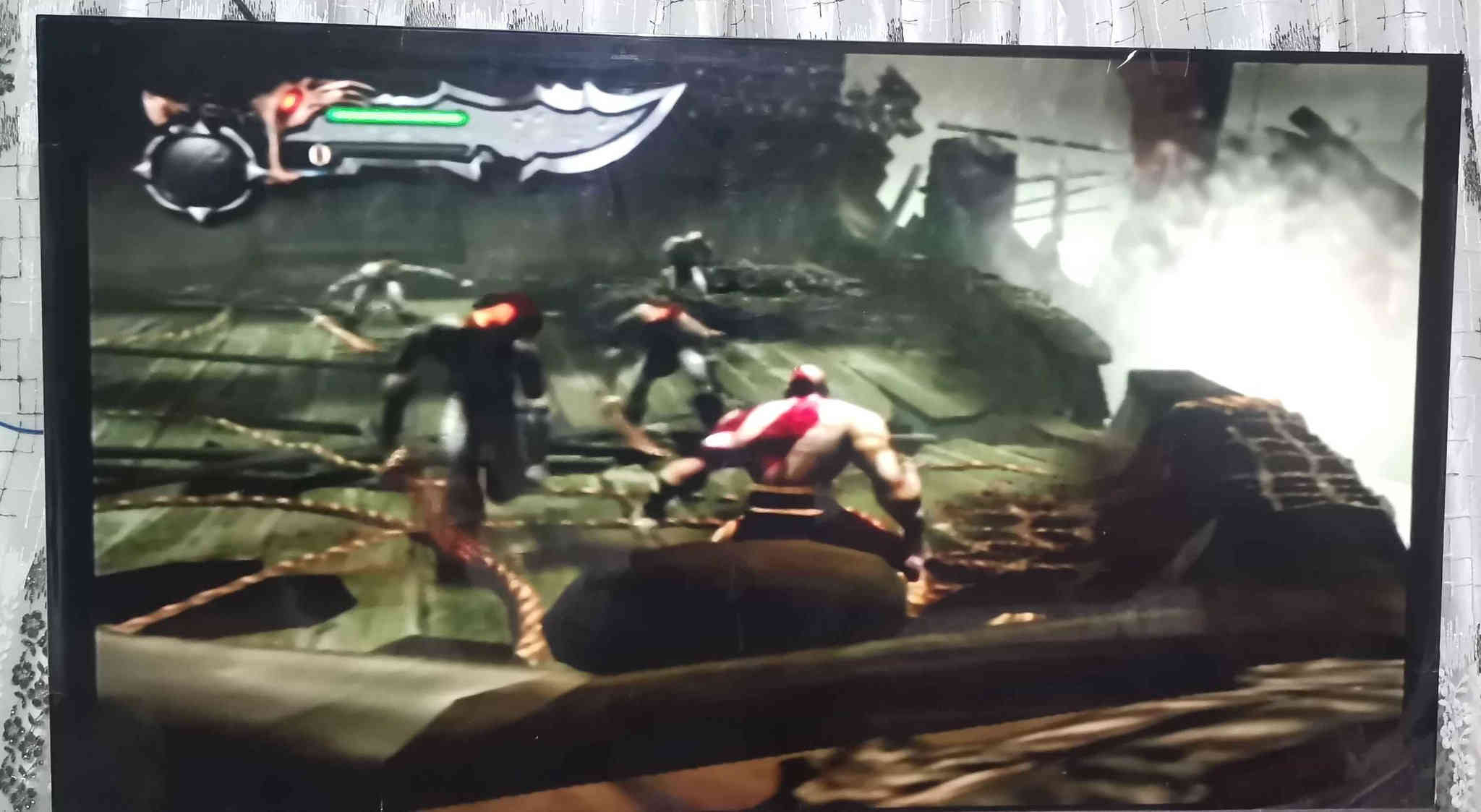 بلي2 محولة خارجية للبيع شرط الشغل ونظافة 90% مع كامل ملحقات جوستك عدد 2 + فلاش عدد 2 + ميموري + وايرات التشغيل ب45 الف عنواني ميسان ابو رمانه *********** عمارة
