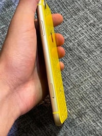 آيفون XR • ١٢٨ • فيس ايدي معطل