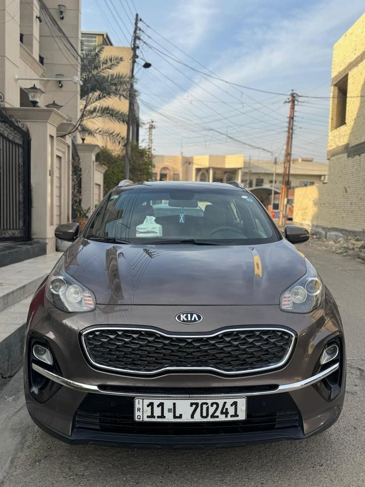 السلام عليكم سبورتج 2020 خليجي سياره مكفوله لا صبغ ولا بارد ( موجوده 3 رصعات خفيفه)سياره ماشيه63سيبرها منازلها ***********
