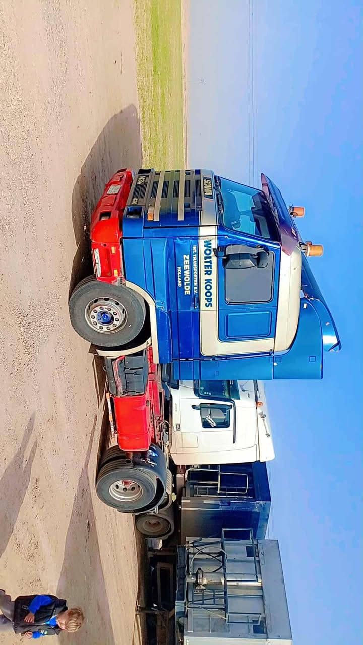 لبيع إسكانية محرك١١٣ جديد أوربي رقم كركوك بسمي شرط التحويل كفال عامه سعر 130 $ مكان الدوز ***********
