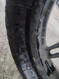 وصلني تايرات خلفيه مال pcx حجم خاص من اليابان العريض و عالي ب 45 الف ش...