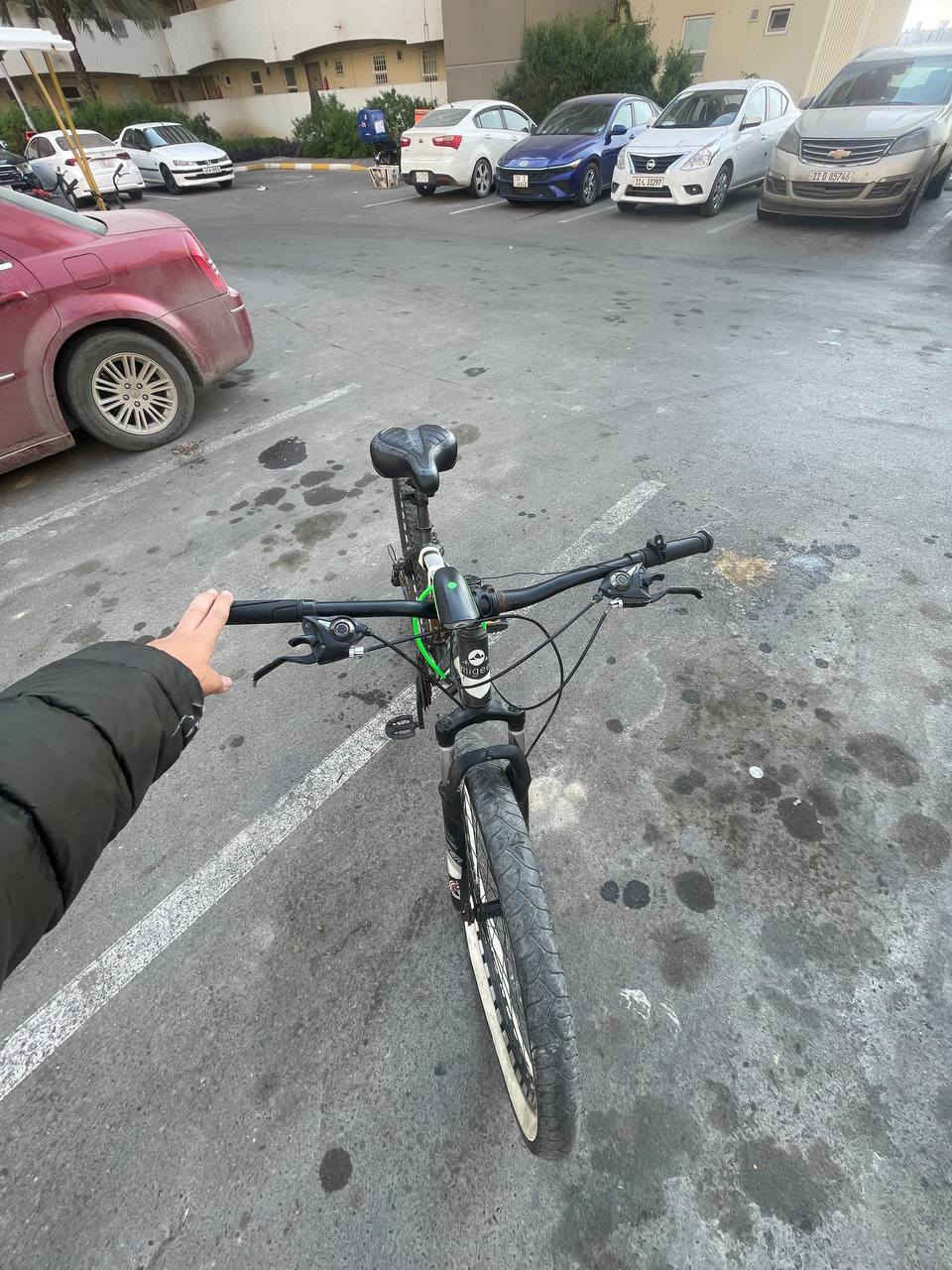 سلام عليكم غراض للبيع كلهن نضيفات وأي استفسار علق واني اجاوبك


**إذا كنت صاحب هذا الإعلان وتريد حذفه لأي سبب، رجاءا أرسل رسالة إلى الدعم الفني**