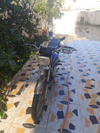 ماطور تايكر مفتوحه المكينه البيع مايعوزه بس دبلات الوره ماشاءالله انطي...