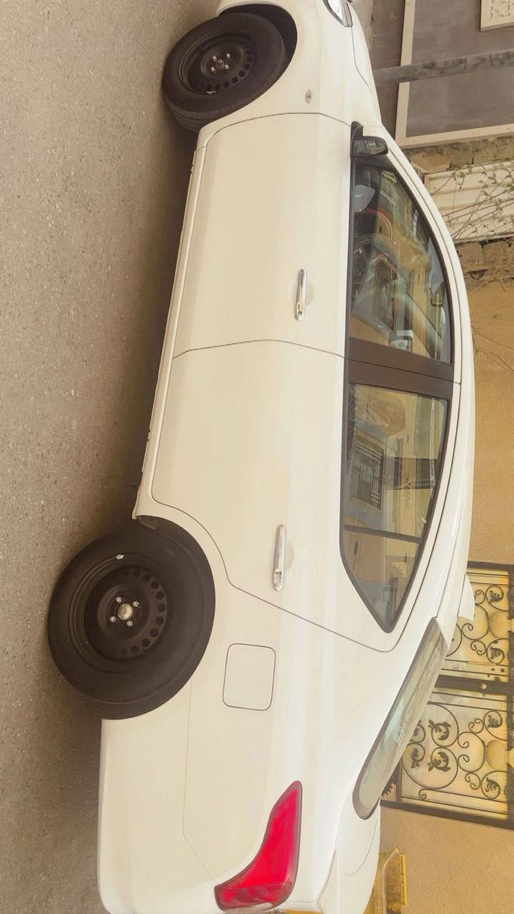 السلام عليكم
نيسان صني 
مديل 2024
هندي بليته زركه
كفاله عامه حتى من الشخط
رقم اربيل
ماشيه 6 الف اخت الزيرو
العنوان البصره
السعر 133
الهاتف
***********
