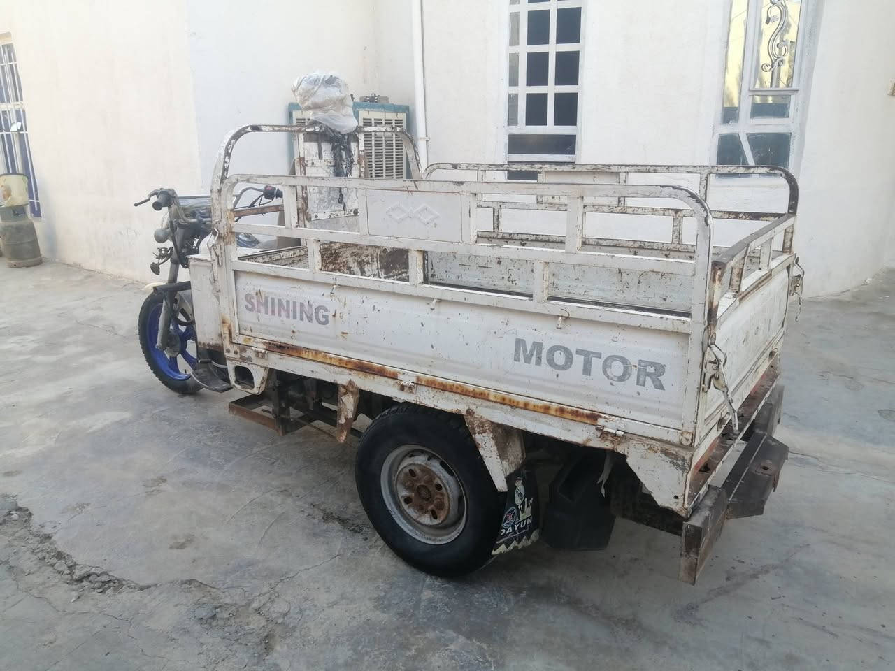 ستوته للبيع مديل 2010 المكان دلي عباس السعر خاص او تصال بل رقم ***********
