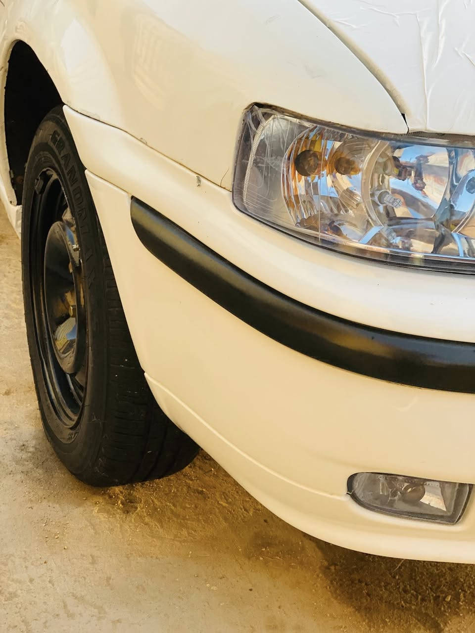 السلام عليكم سمند موديل ١٢ كرستال كفاله حداديه تخم تاير ابو الخطه تخم ويل مكينه وكير كفاله تبريد ثلج سياره جاهزه ومال جناي ٤٥ بيه مجال ناصريه شطره ***********
