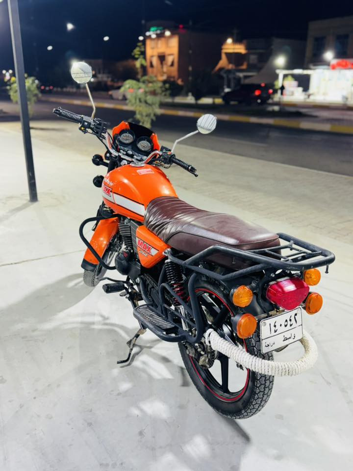 دايوان 23 رقم وسنويه واسط كفاله. ماشيه 10 الف 
***********
