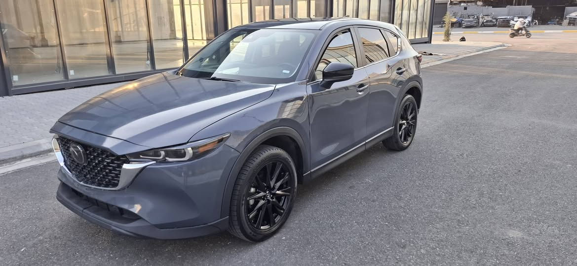 Mazda cx5 2024
فول مواسەفات 
دووپارچەو پەلەیەکی بۆیاخە بۆنیت و چەمەلەخ پەلەیەک سنوقەکەشی
کەمێک ناوگرتنی هەیە
بۆ زانیاری زیاتر پەیوەندی بکەن
*********** السليمانية, العراق
