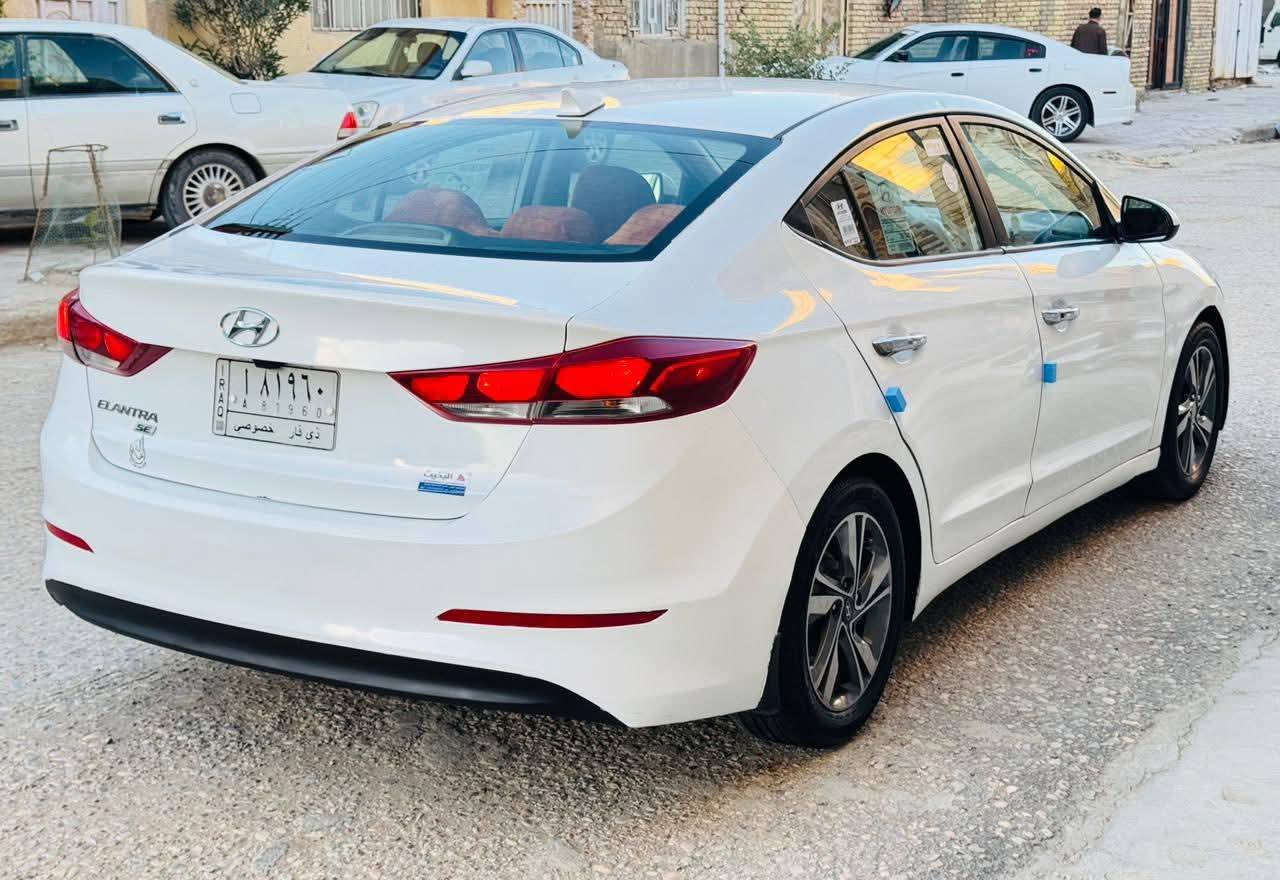 السلام عليكم
هونداي النترا 2017 وارد امريكي محرك 2000 دوش حره تحويل مباشر حادثه باب مبدل ورشات صبغ فقط بدون ضرر داخلي مواصفات شاشه كبيره كامره دواره بلاجكتور ويل كب كروم تحكم استيرن فول داخل لونين ثلاث انضمه قياده السياره جاهزه كير جديد محرك حداديه السعر 108 للتستفسار *********** مكاني ناصريه شارع بغداد
