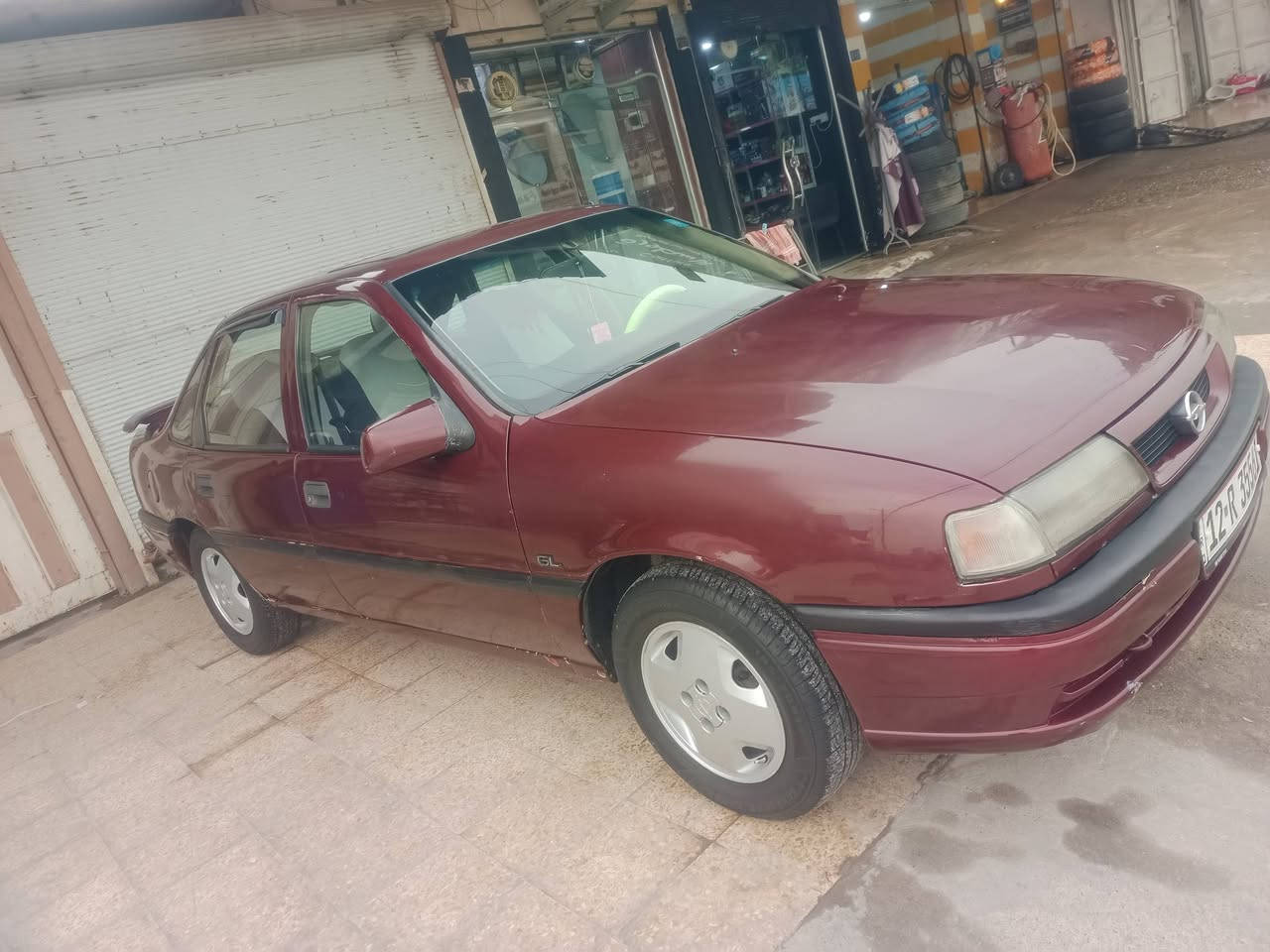 سياره للبيع كربون بنزين بيها شرط لا صرف ولا نفخ السعر الخاص هذا الرقم بو واتساب ***********
