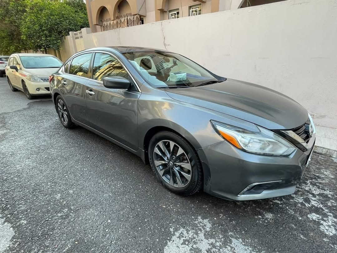 ‏مواصفات السيارة مكتوبة كلها في الصور  سعر السيارة 104 مجال للطيبين أربع قطعلسان التما 2017 للتواصل WhatsApp ***********مكان السياره اربيل
