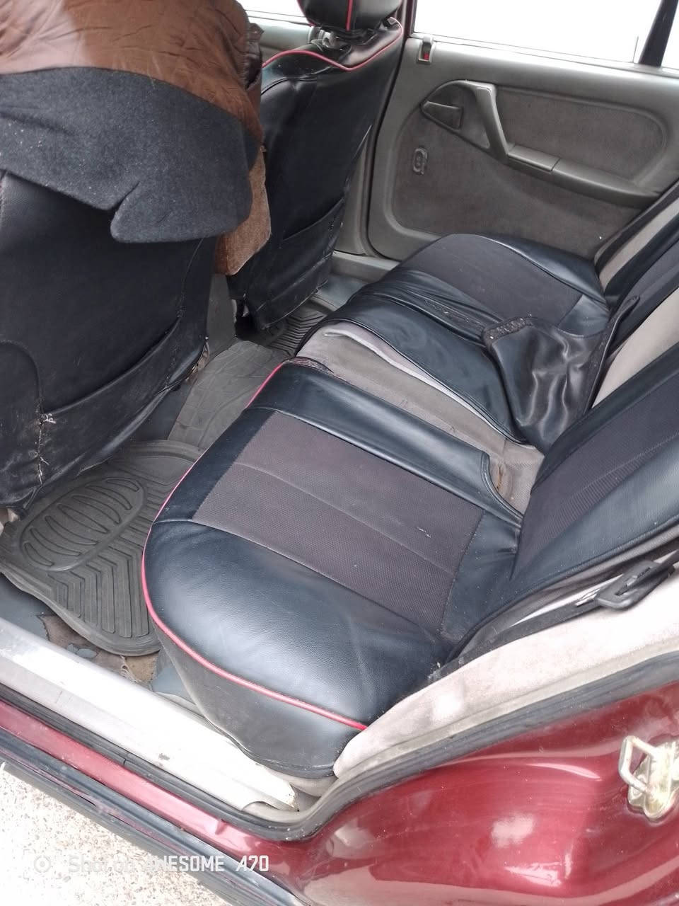 سياره اوميكه مديل 92
مكينه 24
سياره فول بس بدون تبريد سياره جماليه كاربون بانزين بيها انا صاحبه الشرعي السعر 45
مكان السياره الموصل 
الاتصال ع رقمي 
***********
