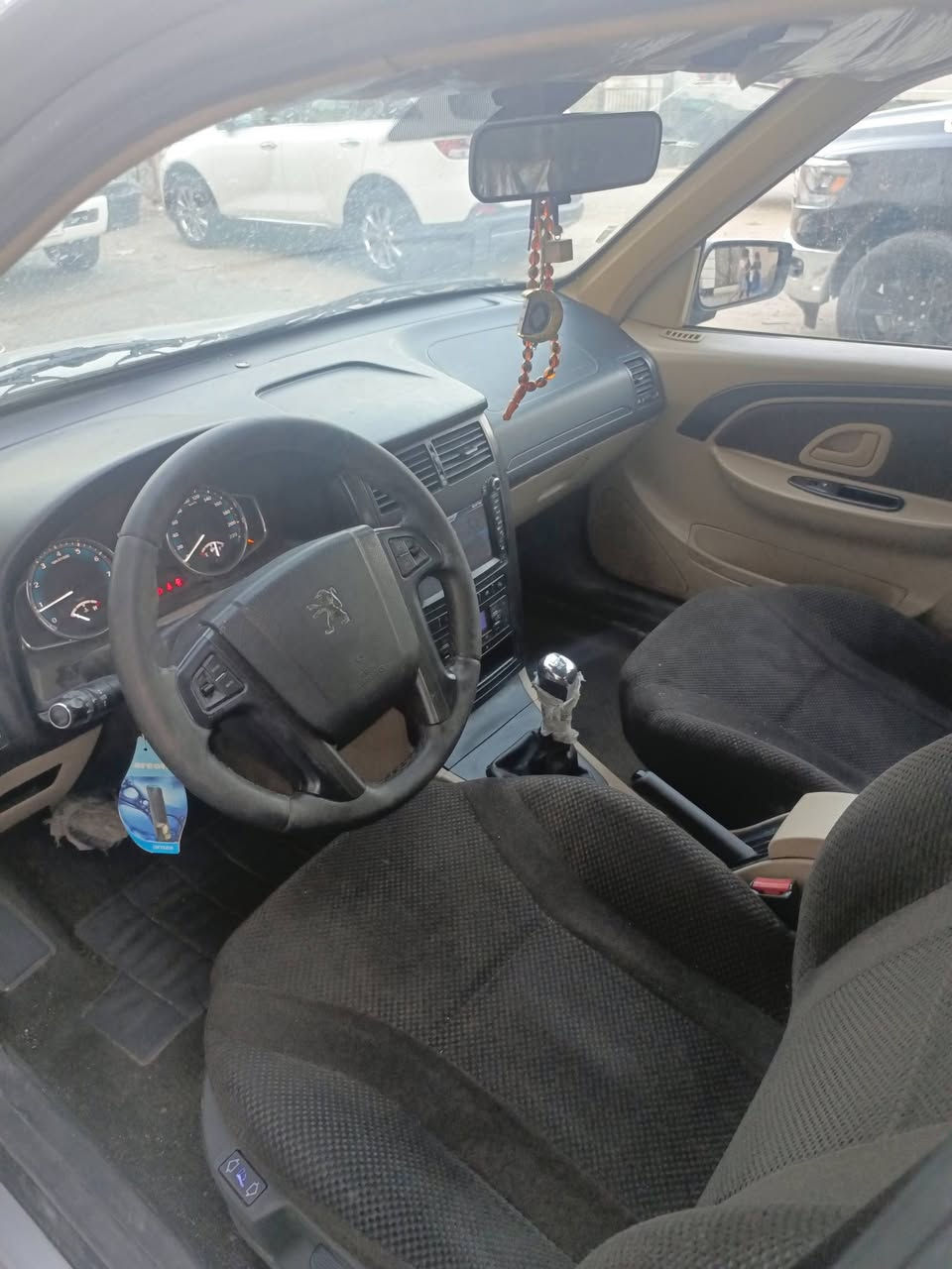 السلام عليكم 
بيجو بارص موديل ٢٠٢٤ 
ماشيه ٣٩ 
بيهه ضربه كد شبر بل جاملغ 
السعر ٧٦ وبيهه مجال 
***********
