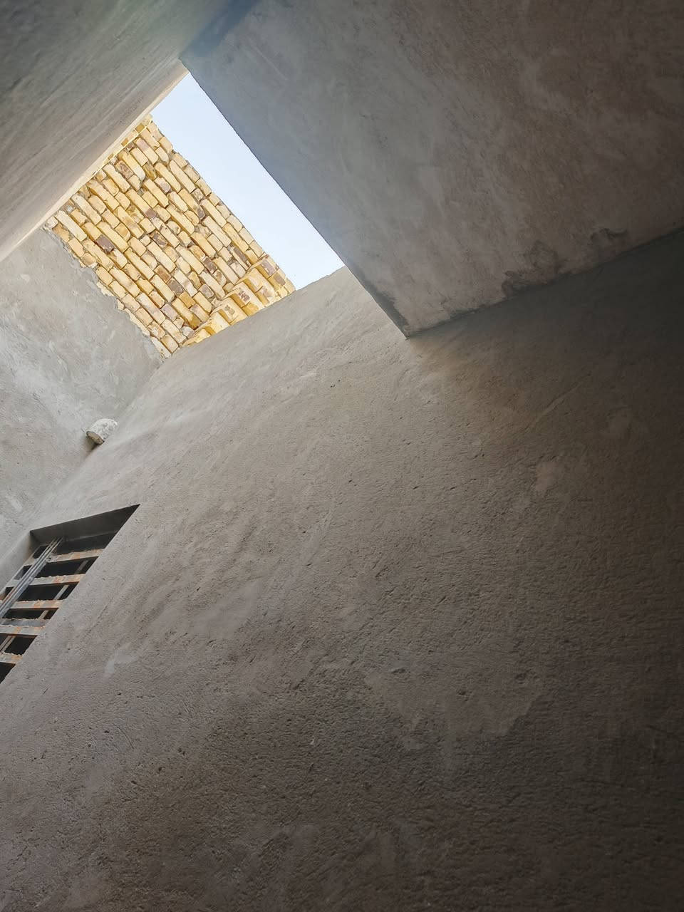 خلفه لبخ ومخمر وطلس
***********
