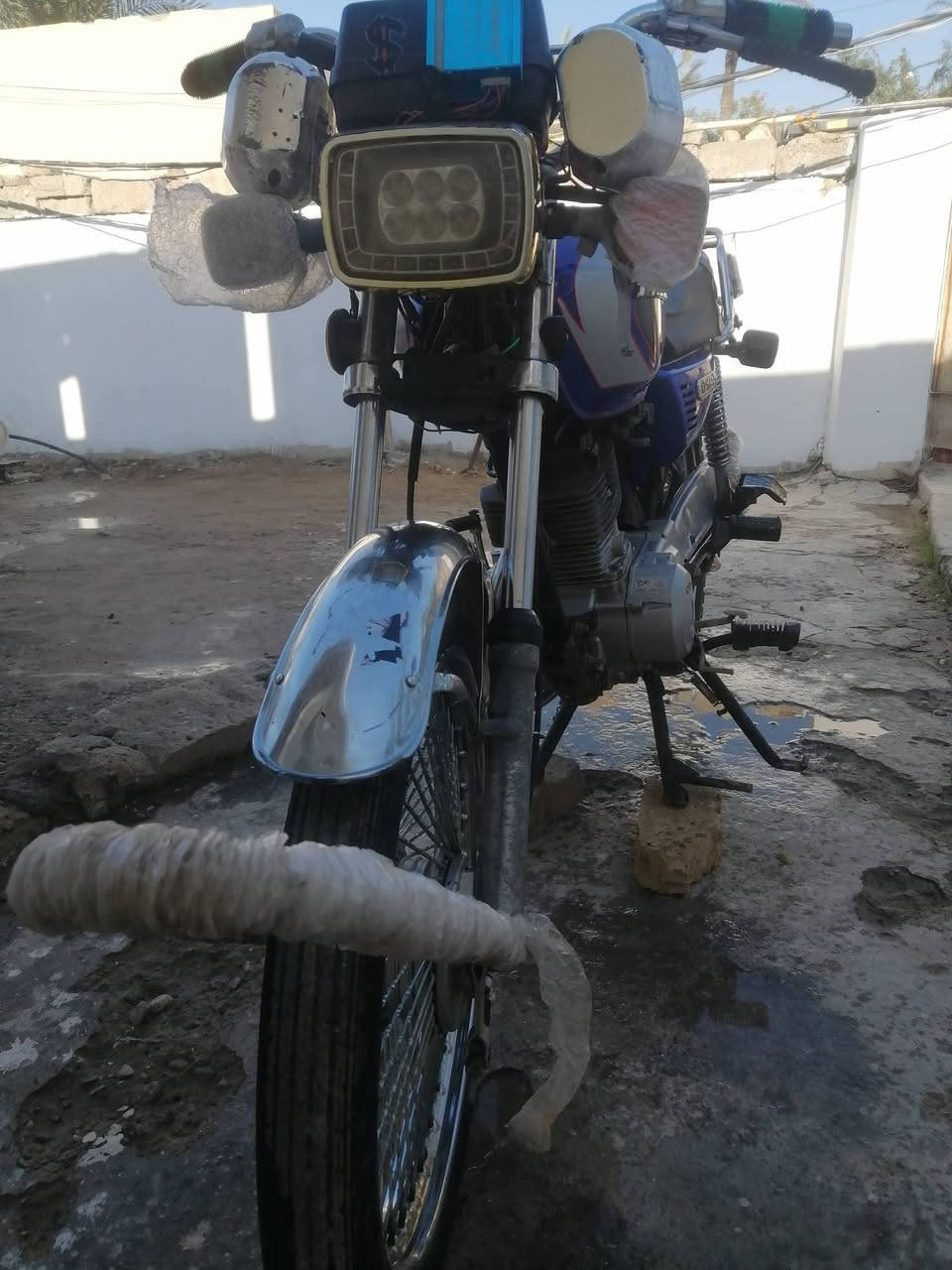 يا الله دراجه للبيع تايكر موديل ٢٠ دراجه خير من الله ما نقصها شي شغل وامشي مكاني بعقوبه العباره رقمي ***********
