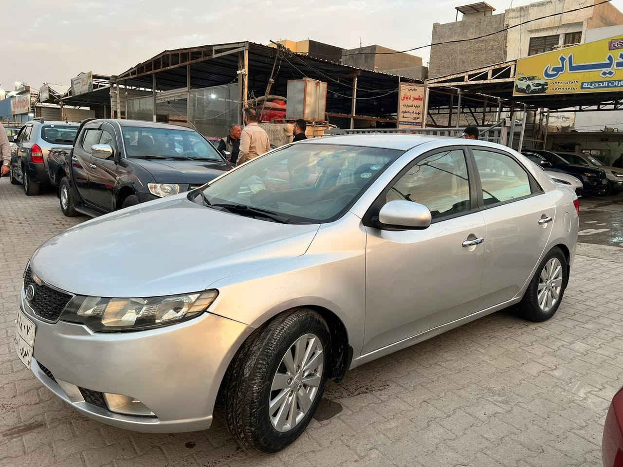 السلام عليكم
كيا سيراتو 2012 خليجي  

رقم اربيل 

كير و محرك بشرط  

سياره مكفوله من صبغ و تبديل

فقط بارد بيه مكانين

مواصفات سياره نص فول

تبريد ثلج و تخم تاير جديد شادهن

سياره جديده وجاهزه بدون اي نقص

سعر سياره 98 ورقه بي مجال بسيط

عنوان سياره ديالى - بعقوبه


**إذا كنت صاحب هذا الإعلان وتريد حذفه لأي سبب، رجاءا أرسل رسالة إلى الدعم الفني**