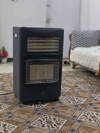 غراض منزل للبيع قنفات صوبه غازي مكنسه كهربائي سعر شلع 150 وبي مجال  07...