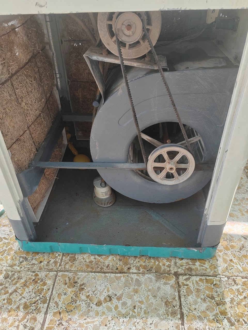 ‎ﻏﺮاض ﻟﻠﺒﻴﻊ ﻣﻜﺎﻧﻲ ﻛﻮﻓﻪ ﺣﻲ 17 ﺗﻤﻮز‎ كوفة, النجف


**إذا كنت صاحب هذا الإعلان وتريد حذفه لأي سبب، رجاءا أرسل رسالة إلى الدعم الفني**