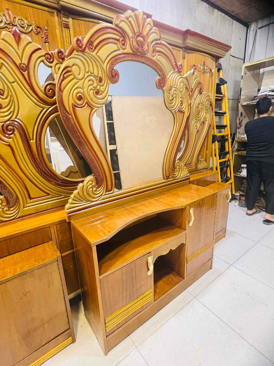 غرفة. عراقي ام ٥شغل وصط
كولش نازكة ٦٠٠بس واصل. كول مناطق بغداد


**إذا كنت صاحب هذا الإعلان وتريد حذفه لأي سبب، رجاءا أرسل رسالة إلى الدعم الفني**