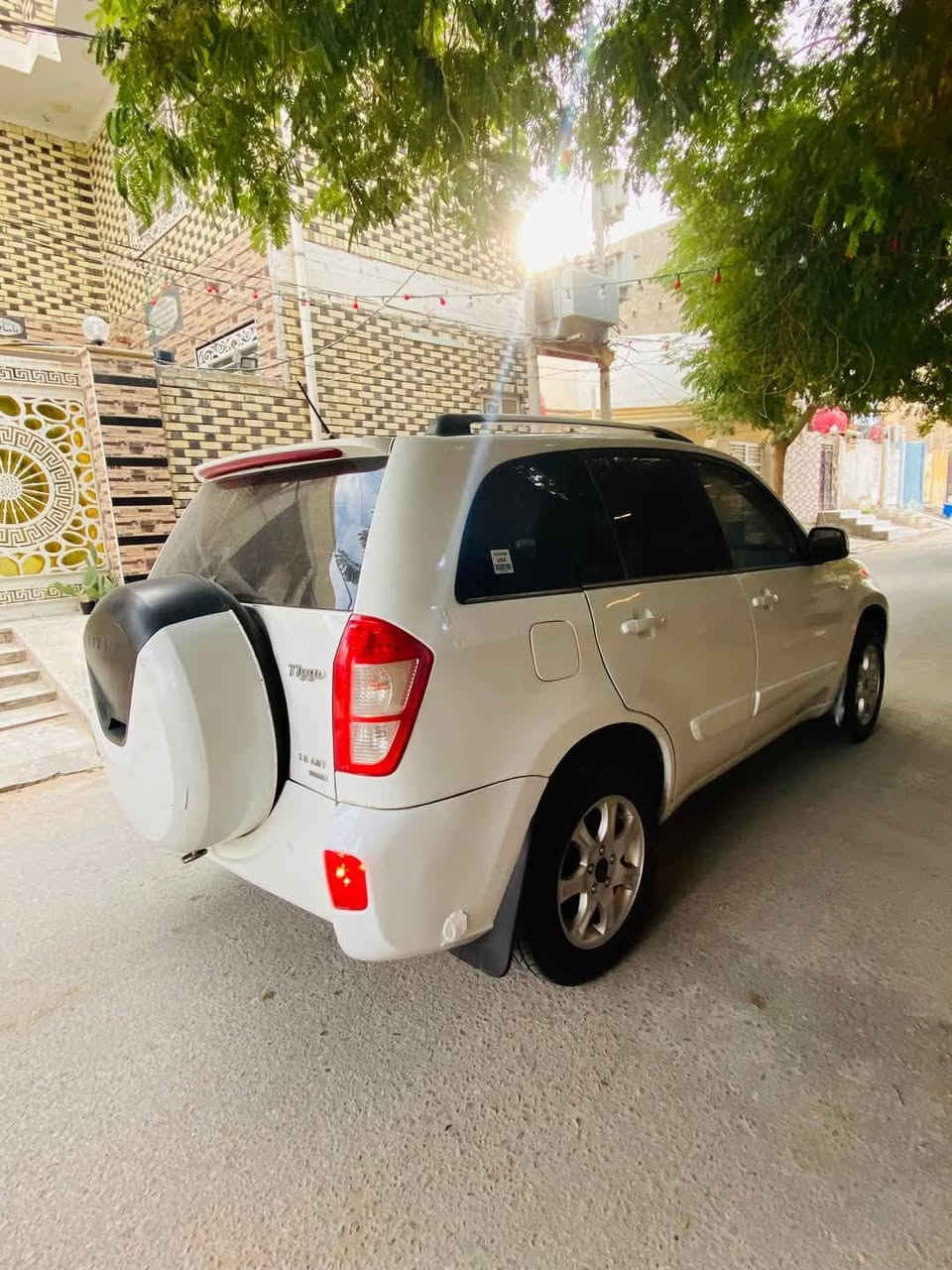 السلام عليكم شيري تيكو 2013 مواصفاته معروفه سنويه لل 2030 ب اسمي نجف مداور ثاني يوم
مكينه جديده هستوني مبدلهه يم حسين الصايغ
منظومة تبريد جديده ثلج
بيهه ربع جاملغ امامي عكس السايق 
السعر ٦٢ و بيهه مجال قليل
واتساب: *********** متواجد بعد الفطور
المكان مجمع بيتي الاول
