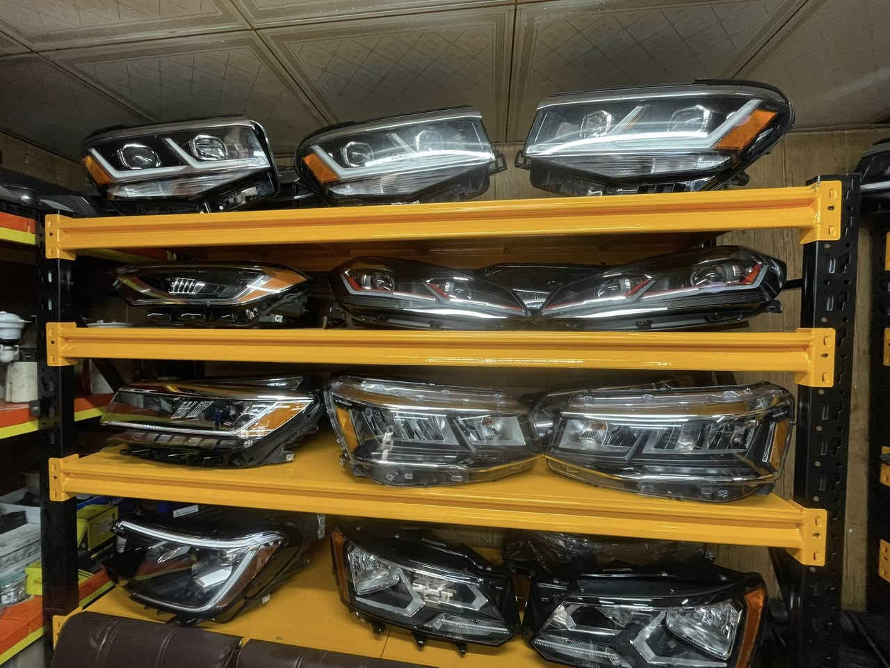 ***********
السلام عليكم يتوفر لدينا اغلب قطع سيارات 

🚘 فولكس وأكن  عنوان المحل أربيل صناعة الشمالية يتوفر توصيل 🚚 جميع محافظات العراق 

#جيتا #اطلس #تاوس #تيكوان #باسات

#كولف
