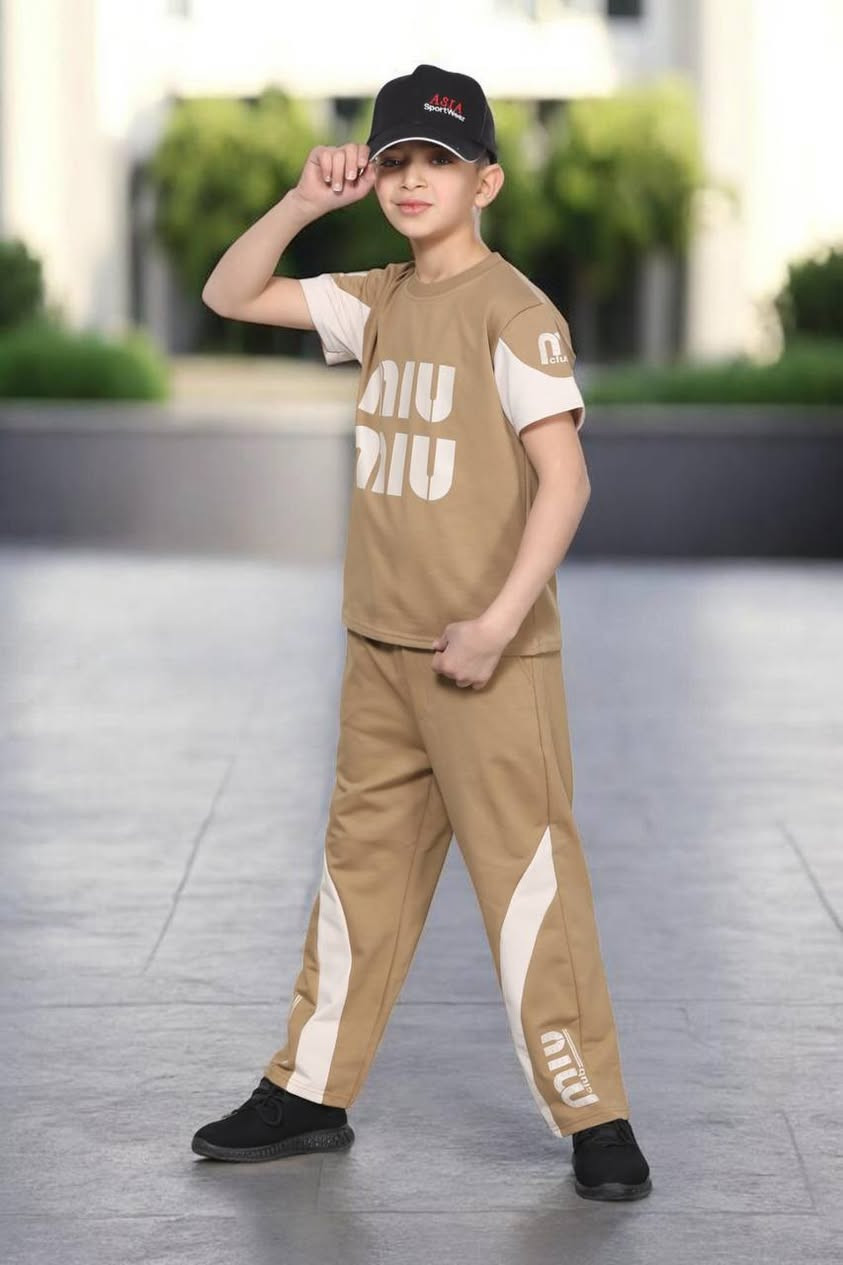 اتراك ولادي وسط
قياس :6-8-10-12
سعر الدرزن  125 الف

قناتنا على التلجرام
https://t.me/rwzayat2005

او مراسلتنا على الواتساب
***********

التوصيل بغداد 5 الاف
محافظات 6 الاف
