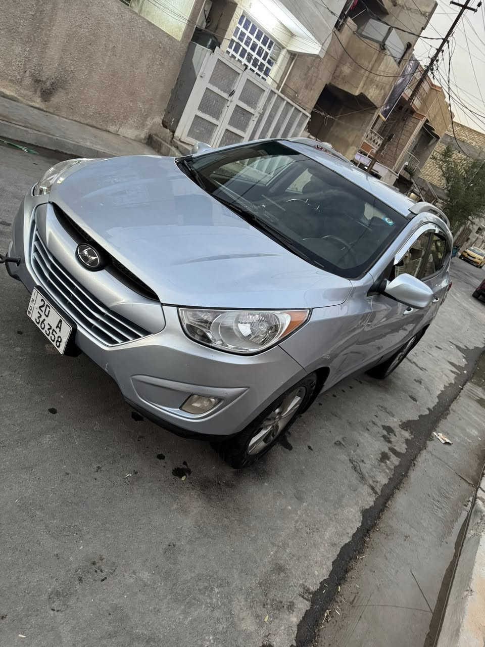 السلام عليكم
توسان 2011 وراد امريكي للبيع السعر 118 وبيه مجال 
رقم انكليزي بسمي وهزه جديده تبريدشغال مكاني الثعالبه
بدون نقص صدر وتايرات ومكينه كير بحاله جيده ظرره امريكا بنيد مبدلوجاملغ ابلادي وبدايه الشاصي بارد ايرباكات سليمه 
بلعراق امبدل بيه باب الصدر وكلير باب وجاملغ  صبغ بدون دواخل محرك 2400 دوش الخلفي كشنات جلد وشاشه وداش كام مراوس ابحدث *********** الشعب
