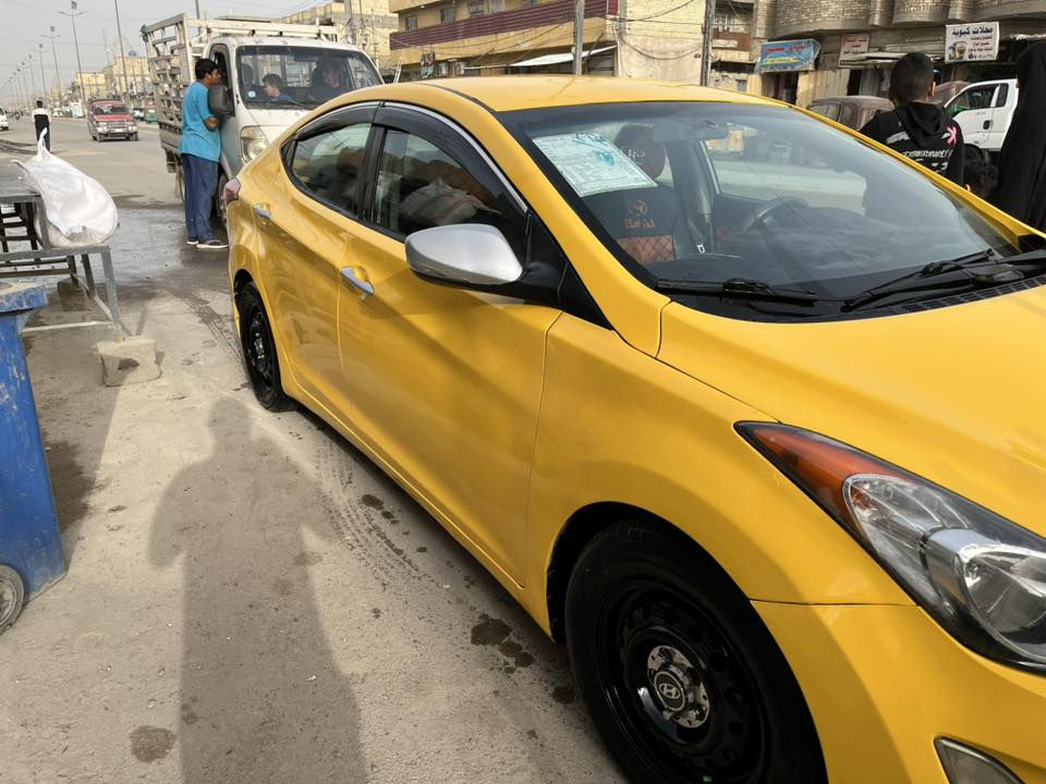 السلام عليكم النترا موديل 2013 وارد امريكي حادث جاملغ امامي بدون دواخل 
حداده جديده 
كير ومحرك مكفول خير من الله 
تبريد تدفئه شغال +تدفئه كشنات
تخم تاير جديد 
سياره هزه جديده 
سياره اسمي تحويل ثاني يوم 
السعر 105 بيه مجال حك جيه 
مكاني بغداد مدينه الصدر 
رقمي ***********
