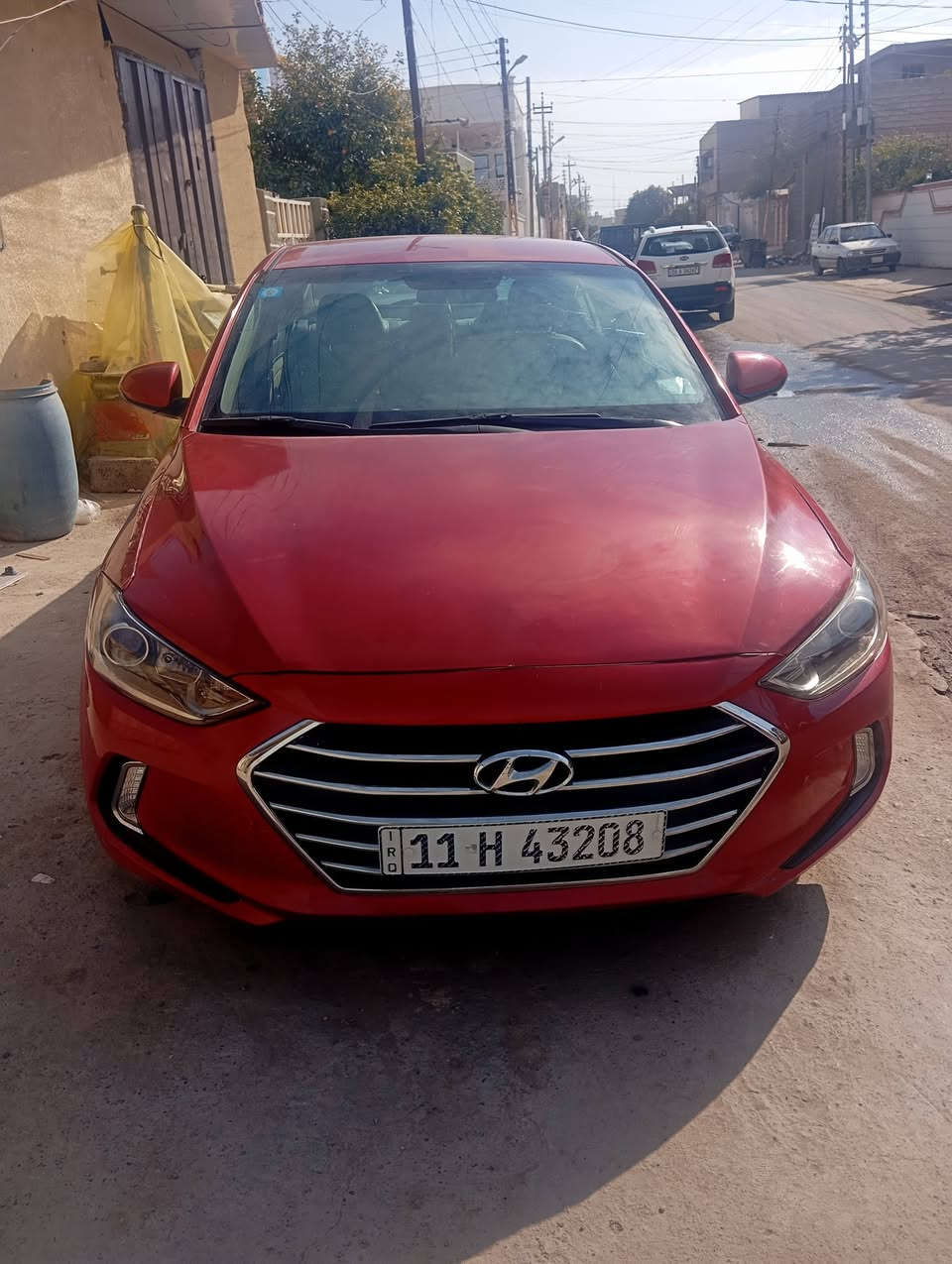 سلام للجميع من رخصة مديرالگروب 
النتر2018
امريكية 
حادث بنيد وجاملغ 
بدون دواخل شرط 
لا لغد ولا شاصي 

المكينة 2000 مكفولة
گير كفالة
تبريد تختم تايرا 
حدادية نضيفة 
رقم بغداد الدولي بأسمي 
هزة وسنوية جديدة 
دوشمة كاملة 
 
السعر 135
وبيها مجال للاتصال صاحب السيارة ***********
