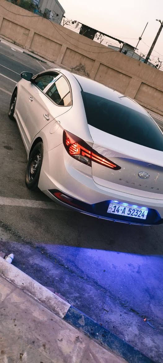 اعادت نشر
السلام عليكم النتر ١٩ ليبل واحد بيه بنيد بيه كلير و دوسه بيه صبق قليل وبارد ب قبق جنطه حادث مرفق
 للتواصل ***********
سعر  ب ١٣٠ وبيه مجال البصرة, العراق
