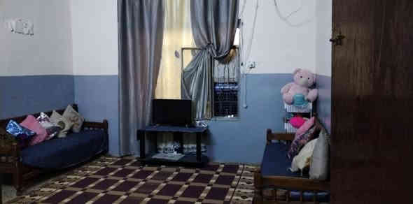 السلام عليكم بيت في حي القدس للبيع المساحه 220 متر سنه طاب والزهور 2025 قرب السوق والمدارس وشارع اربيل وقرب والسائدين الحولي السعر 100 وبي مجال البيت صالح للسكن ابيع حسبه قاع ***********
