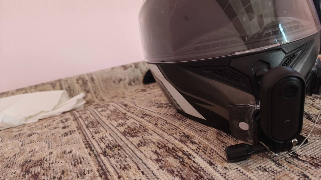 خوذه فج قلاب ماركة ايطالي جاهزة كامرة وسماعه كلهن ماركات اصلية مكاني ديالى بعقوبه سعرهة 150الف 
***********
