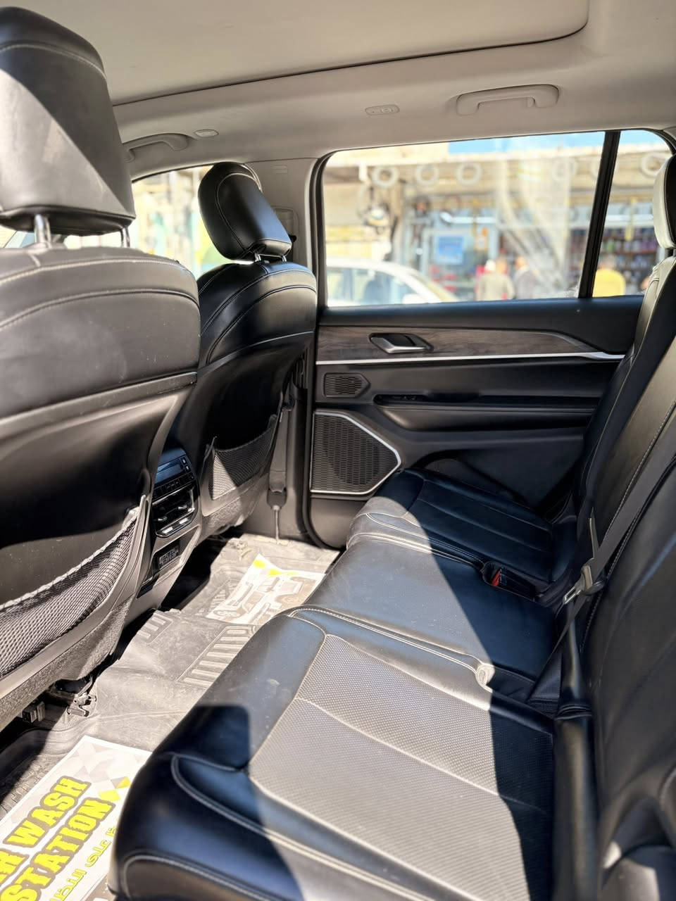 السلام عليكم . جيب كراند شيروكي 21 خليجية رقم بغداد بأسمنا. مواصفات لمتد. مكفولة من الضربة والصبغ والبارد . مغلفة ppf ب٢٠ ورقة … للأستفسار الاتصال على الأرقام التالية ***********….***********.  مكاني كربلاء
