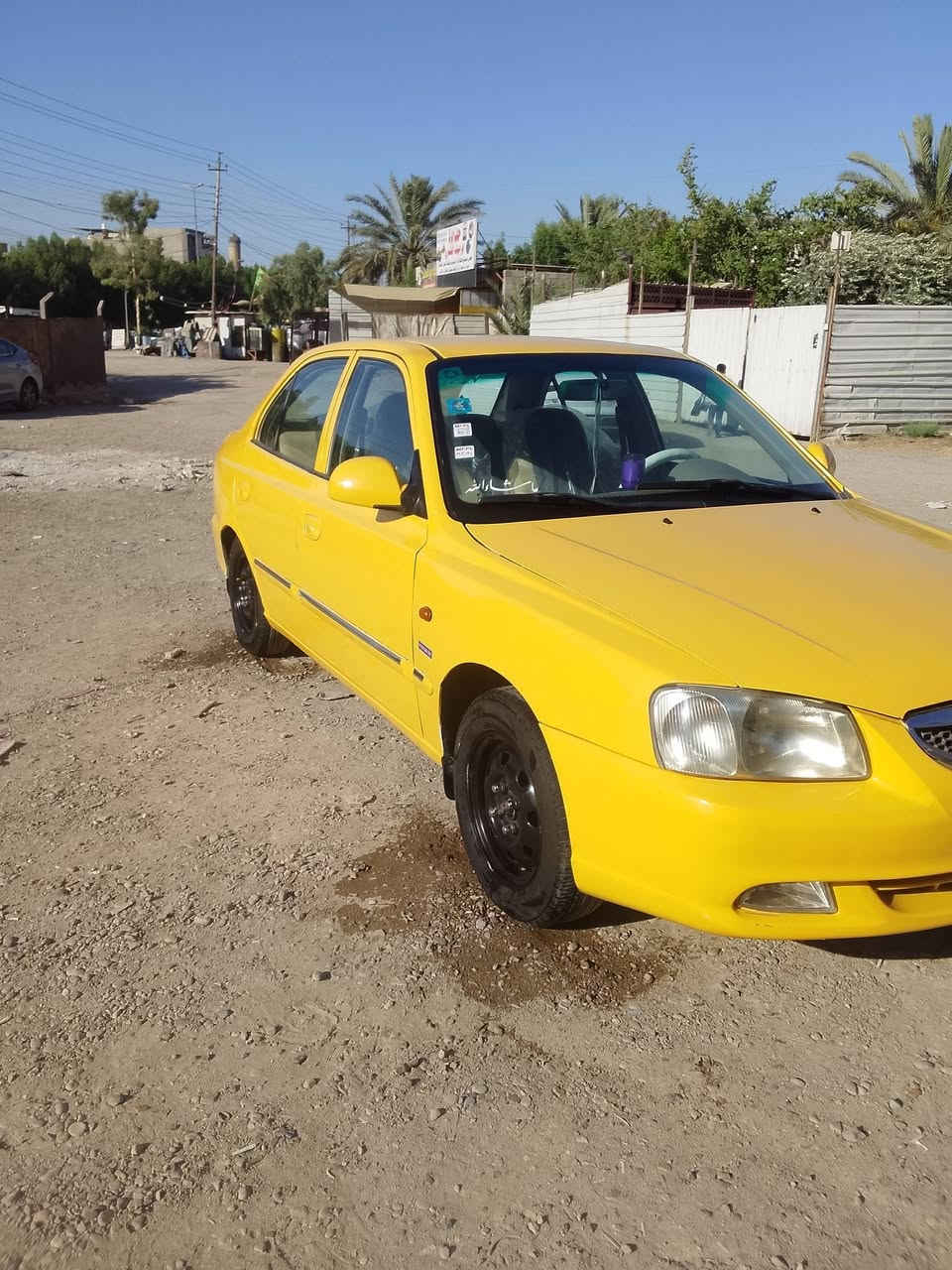 سلام عليكم فيرنة 2014بيهة بس طخة الهلال جاملغ خلفي والباقي كلة جديد كير مكينة صدر تايرات كهربائيات كلهة جديدة سيارة بسمي  دواخل جدد سنتر لوك عن بعد سيارة كاملة مكملة هسة غرامة مصفرة سنوية جديدة السعر 63وبيهة مجال مكاني البياع الشرطة الرابعة ***********
