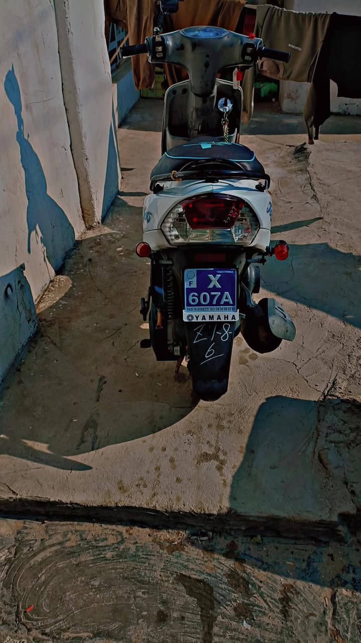 سلام عليكم دراجة ماكس منغولي البيع 750 بية مجال دراجة نضيفة مكينة كفالة عامة بس كفرات تجارية دراجة خير من الله هاذة رقمي *********** خيك لا تكسر بل سعر  مكان حي العسكري شارع 30
