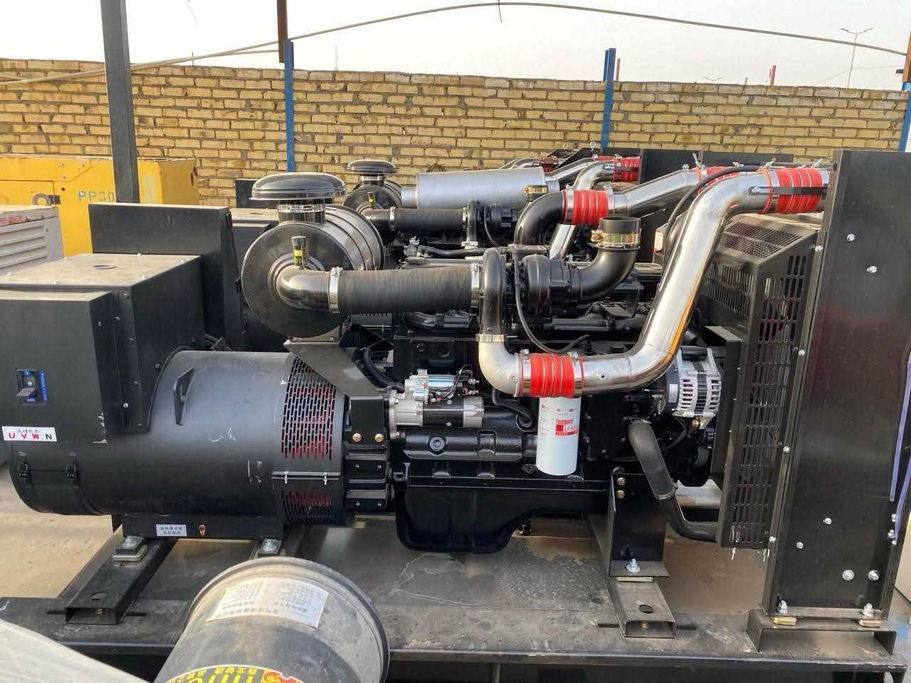 السلام عليكم
بفضل الله تم وصول مولدات 

نوع كمنز 6 سلندر 

24/114ولف 

250KAV نحاس %100 

وكمنز 6اسلندر 

102

                                                                  نحاس % 100 150KAV 

ضمان الحمل شرط الشغل والظمان 

خصم في الاسعار الى زبائنا الكرام 

العنوان بابل شوملي 

***********

***********
