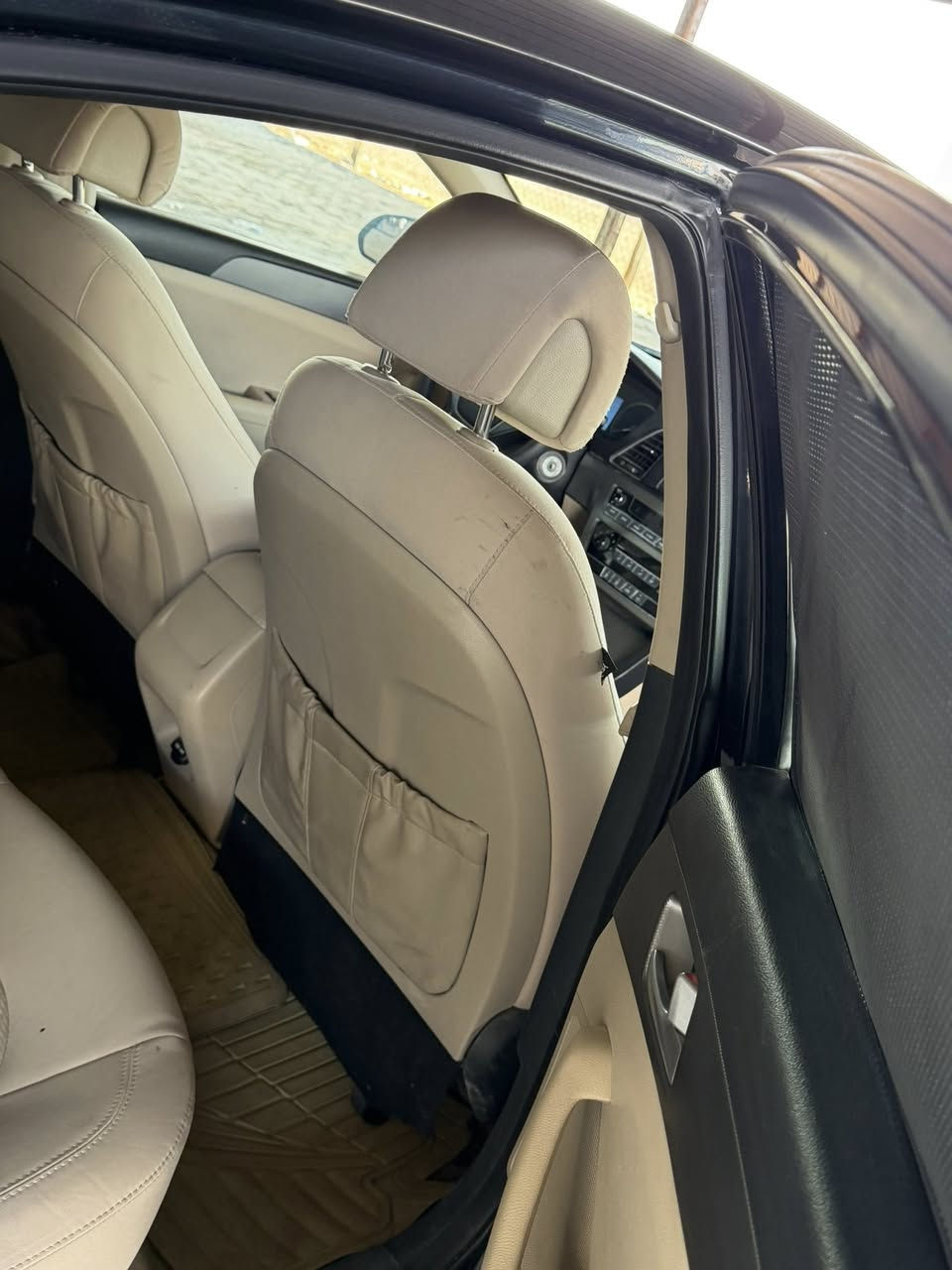 سلام عليكم سوناتا  وارد أمريكي 2016 ماشيه 100 حادثها فقط بنيد وبارد بسيط رقم اربيل السنويه نافذه عنوان ديوانيه  الاستفسار ع الاتصال ***********
السعر ١١٣
